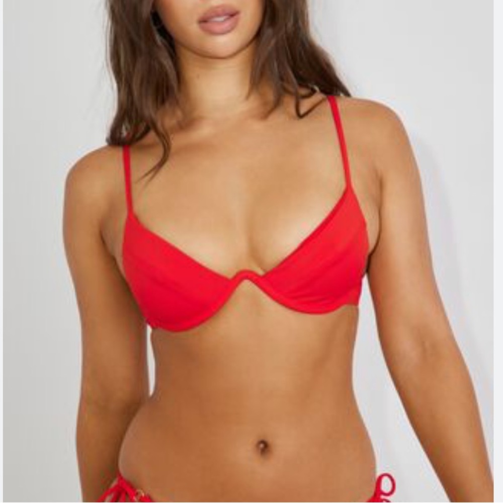 Garage red underwire V bikini top